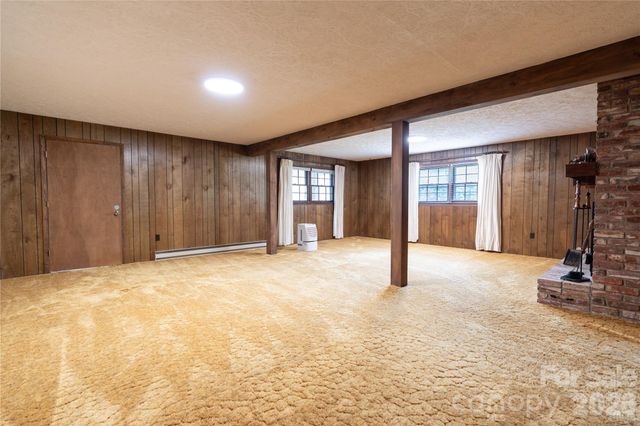 45 Mountain View Avenue, Black Mountain, NC 28711