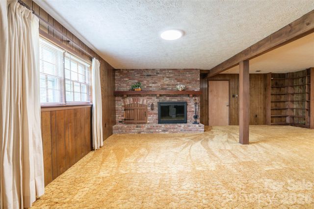 45 Mountain View Avenue, Black Mountain, NC 28711