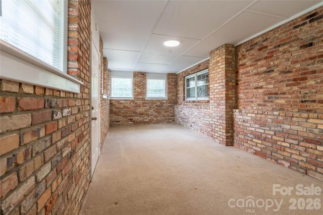 45 Mountain View Avenue, Black Mountain, NC 28711