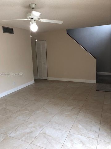 15820 SW 91st Ct C, Palmetto Bay, FL 33157