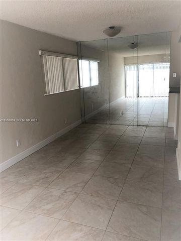 15820 SW 91st Ct C, Palmetto Bay, FL 33157