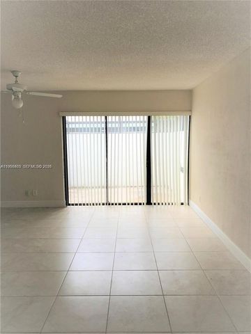 15820 SW 91st Ct C, Palmetto Bay, FL 33157