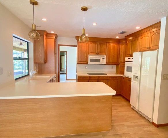 5585 Pennock Point Road, Jupiter, FL 33458