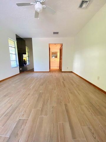 5585 Pennock Point Road, Jupiter, FL 33458