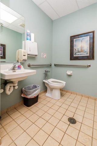 1510 Plainfield Road 4, Darien, IL 60561