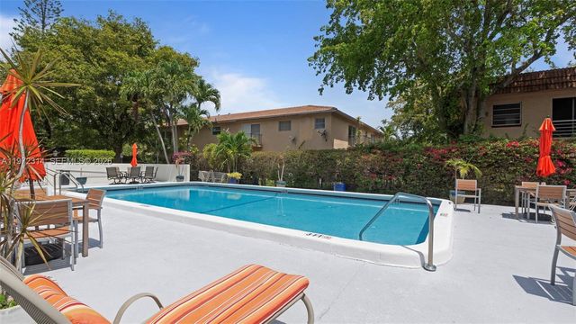 8605 W Sample Rd 202, Coral Springs, FL 33065