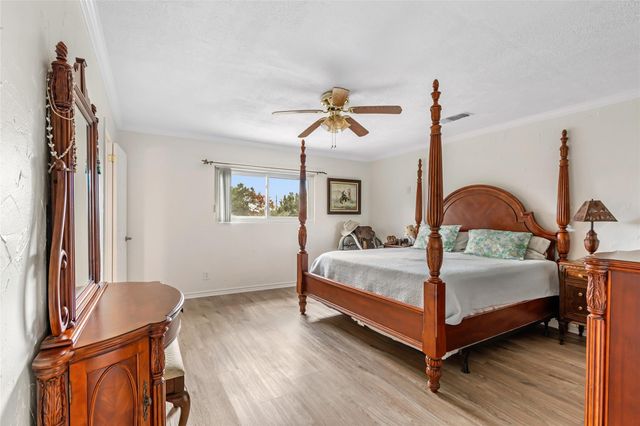 603 Shady Glen Drive, Anahuac, TX 77514