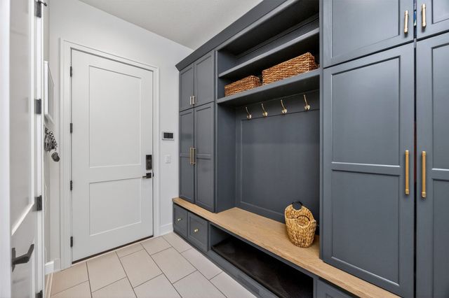 5716 NE Sherman Court, Ankeny, IA 50021