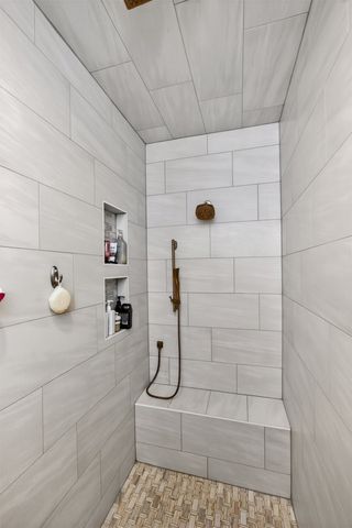 5716 NE Sherman Court, Ankeny, IA 50021