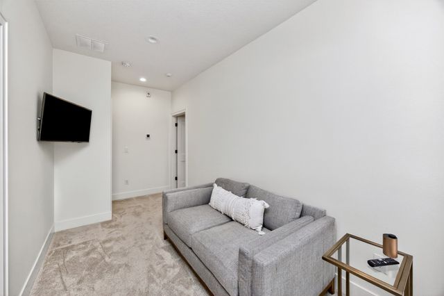 5716 NE Sherman Court, Ankeny, IA 50021