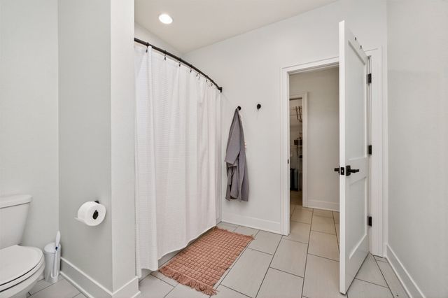 5716 NE Sherman Court, Ankeny, IA 50021