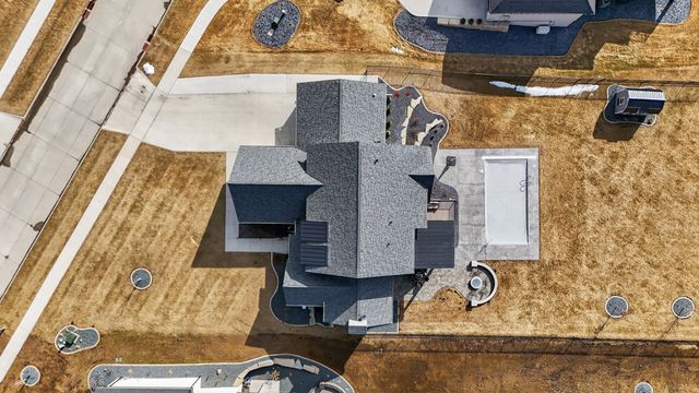 5716 NE Sherman Court, Ankeny, IA 50021