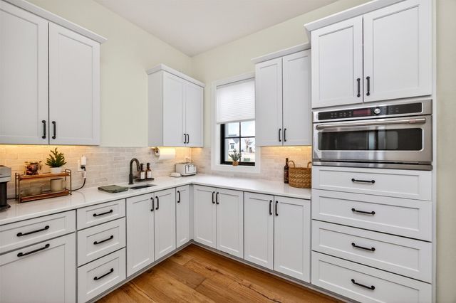 5716 NE Sherman Court, Ankeny, IA 50021