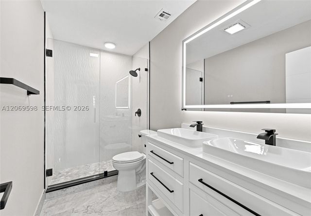 450 SW 1st St, Boca Raton, FL 33432
