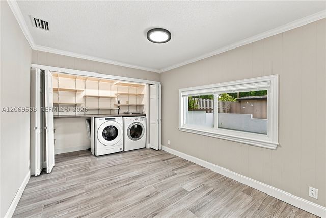 450 SW 1st St, Boca Raton, FL 33432