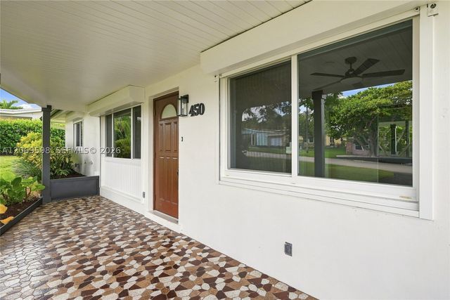 450 SW 1st St, Boca Raton, FL 33432