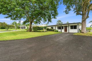 450 SW 1st St, Boca Raton, FL 33432