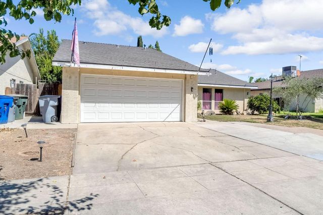 4883 E Geary Street, Fresno, CA 93725
