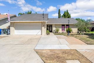4883 E Geary Street, Fresno, CA 93725