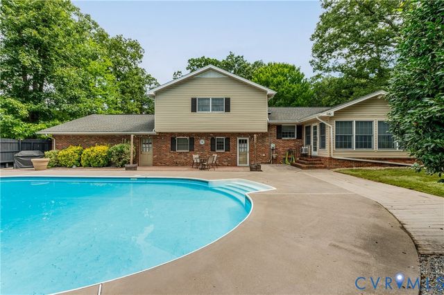 14500 Alberta Ct, Chester, VA 23836