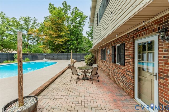 14500 Alberta Ct, Chester, VA 23836