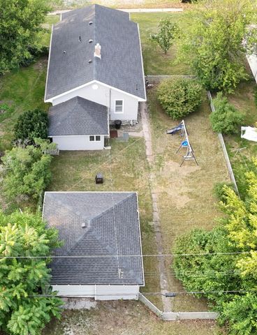 927 28th Avenue, Lake Station, IN 46405