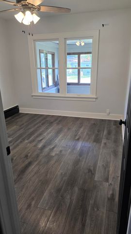 927 28th Avenue, Lake Station, IN 46405