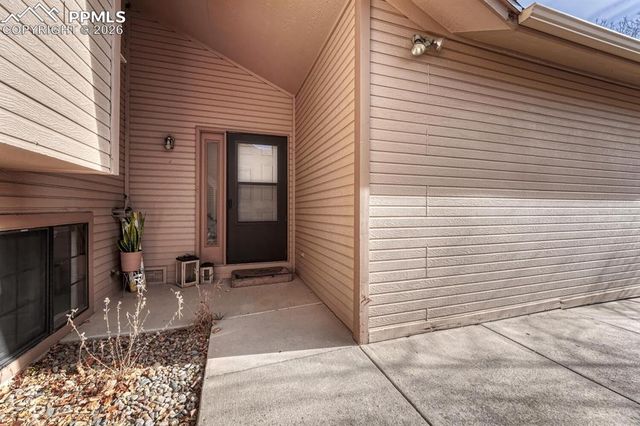 1524 Shane Circle, Colorado Springs, CO 80907