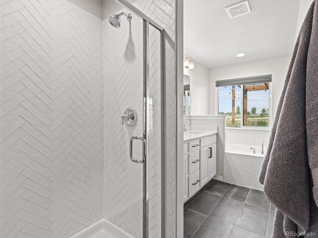 1242 Larimer Ridge Pkwy, Timnath, CO 80547