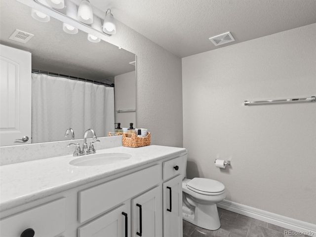 1242 Larimer Ridge Pkwy, Timnath, CO 80547