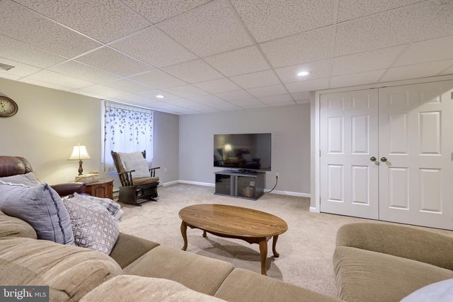 406 MOUNT OLIVE LN, Ephrata, PA 17522