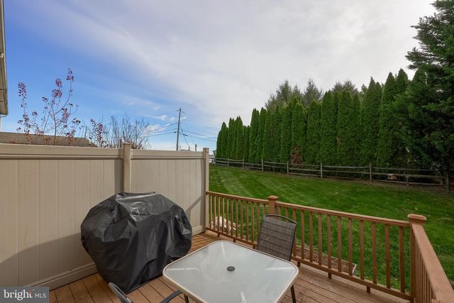 406 MOUNT OLIVE LN, Ephrata, PA 17522