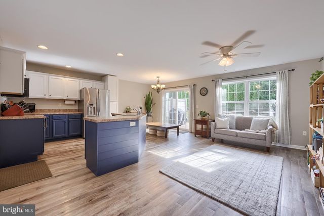 406 MOUNT OLIVE LN, Ephrata, PA 17522