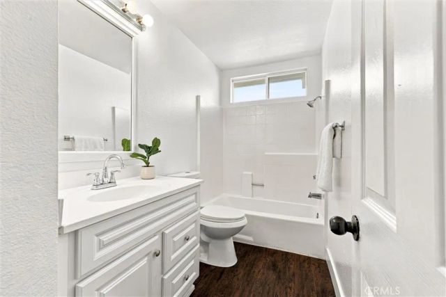 11593 Norgate, Corona, CA 92878