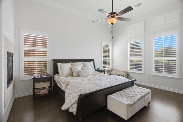 6517 Valencia Grove Pass, Fort Worth, TX 76132