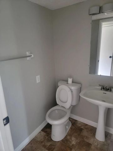 4867 Foxcroft Court, Columbus, OH 43232