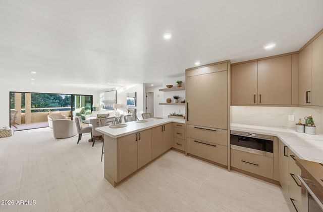 5136 N 31st Place 626, Phoenix, AZ 85016