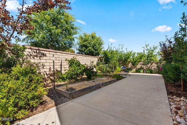 28649 Stonegate Court, Valencia, CA 91354
