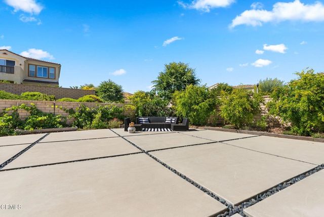 28649 Stonegate Court, Valencia, CA 91354