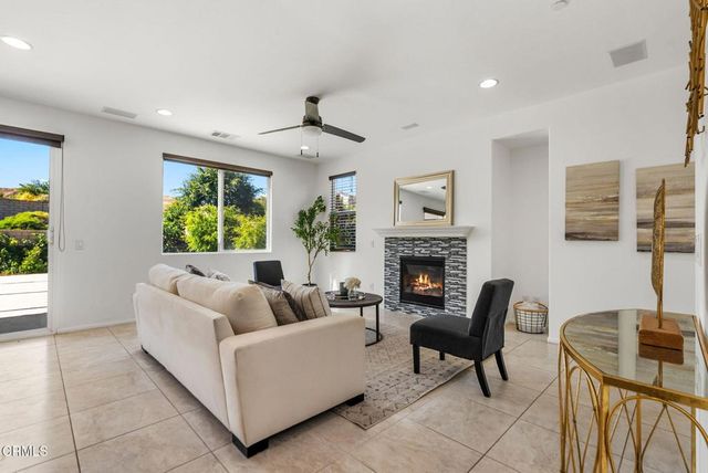 28649 Stonegate Court, Valencia, CA 91354
