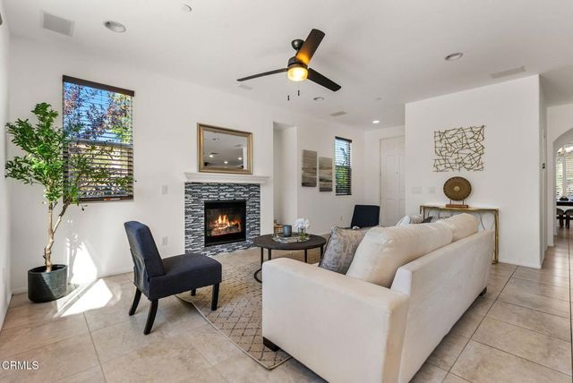 28649 Stonegate Court, Valencia, CA 91354
