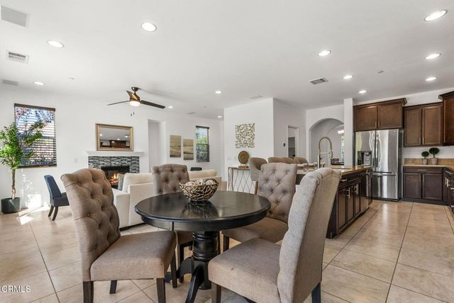 28649 Stonegate Court, Valencia, CA 91354