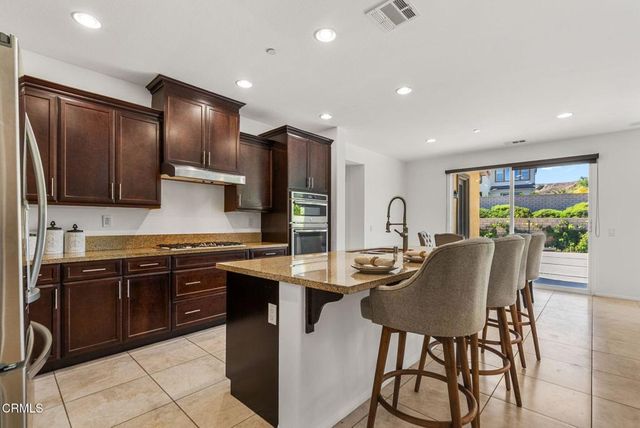 28649 Stonegate Court, Valencia, CA 91354