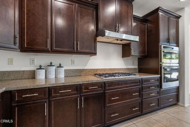28649 Stonegate Court, Valencia, CA 91354