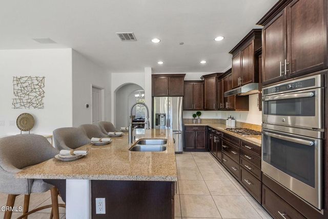 28649 Stonegate Court, Valencia, CA 91354