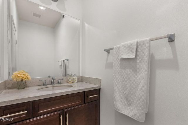 28649 Stonegate Court, Valencia, CA 91354