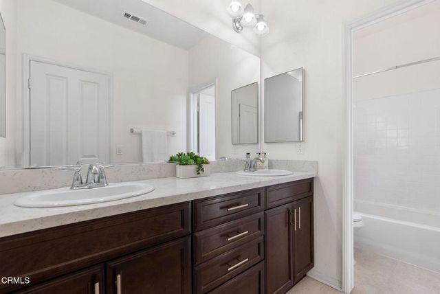28649 Stonegate Court, Valencia, CA 91354