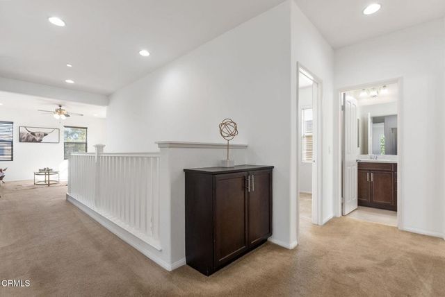 28649 Stonegate Court, Valencia, CA 91354