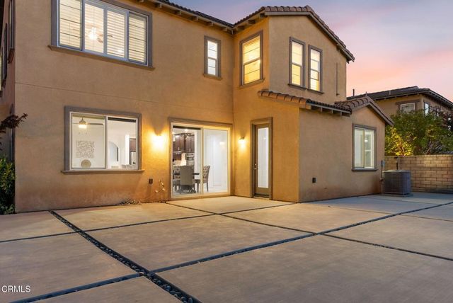 28649 Stonegate Court, Valencia, CA 91354