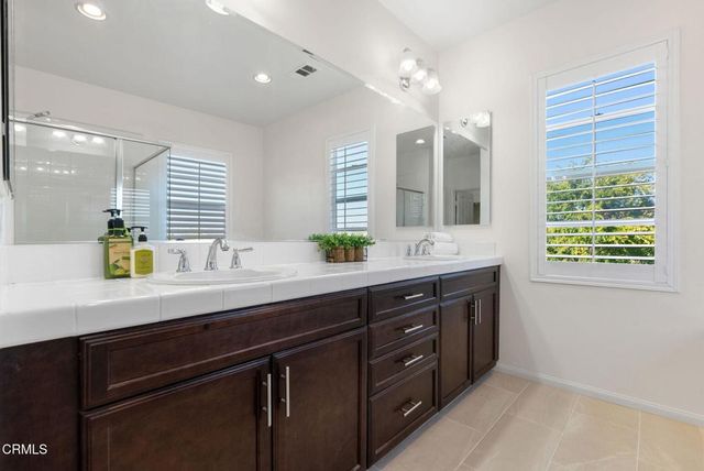 28649 Stonegate Court, Valencia, CA 91354